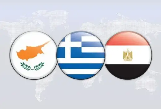 قمة العلمين تؤكد دعمها لحقوق الشعب الفلسطيني المشروعة وضرورة الالتزام بوقف الحرب في غزة